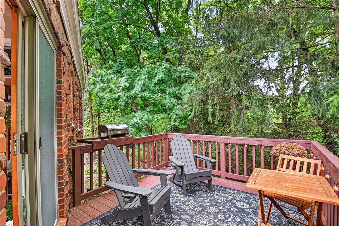 339 OAK FOREST DRIVE