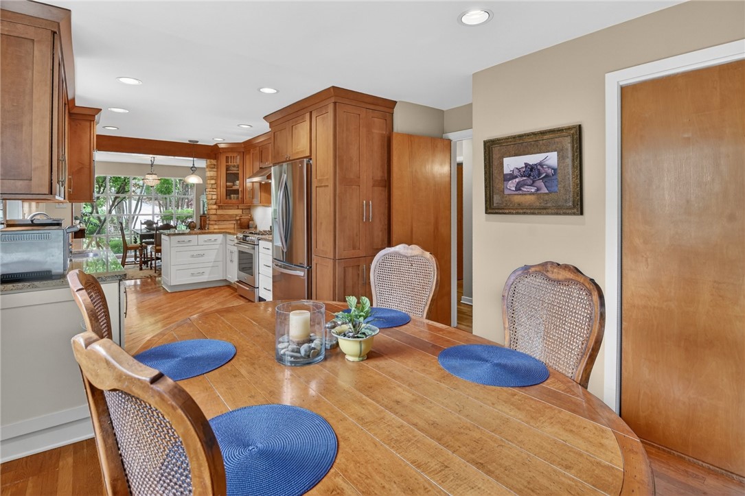 339 OAK FOREST DRIVE
