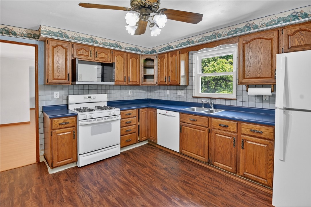 1411 CARDINAL DRIVE