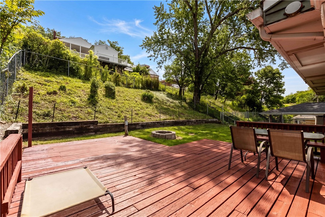 3384 Columbia Drive