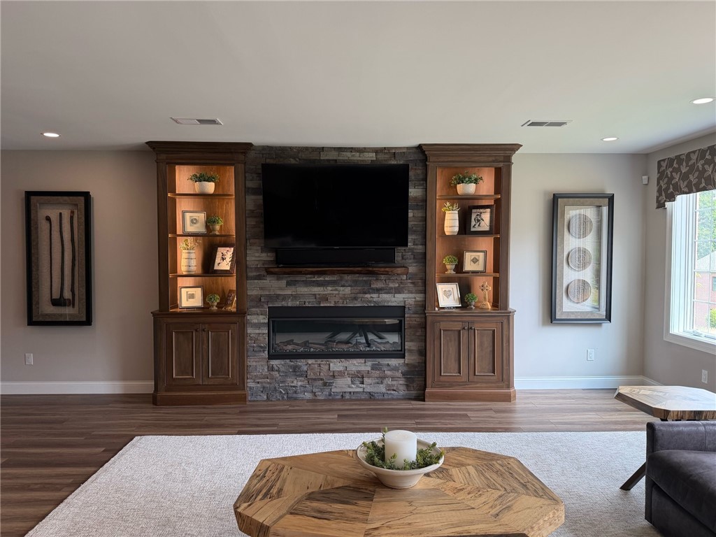 1809 Winchester Dr