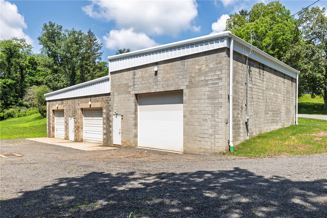 1799 TRIPHAMMER ROAD