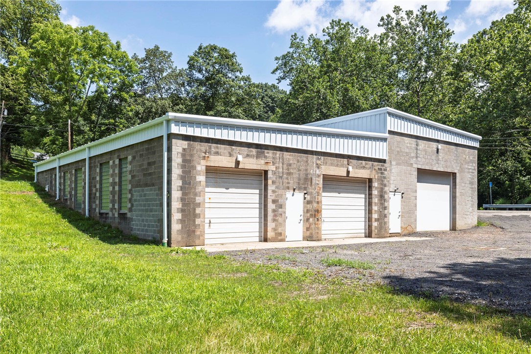 1799 TRIPHAMMER ROAD