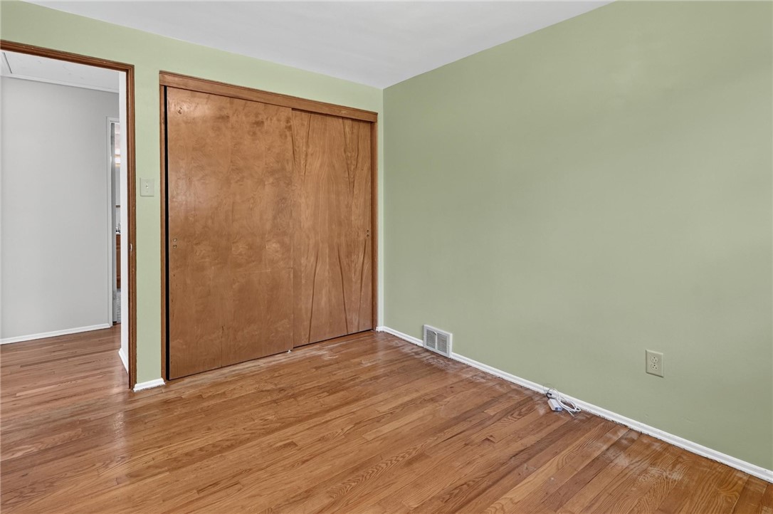 385 MAPLEWOOD DRIVE