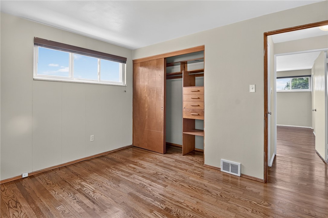 385 MAPLEWOOD DRIVE