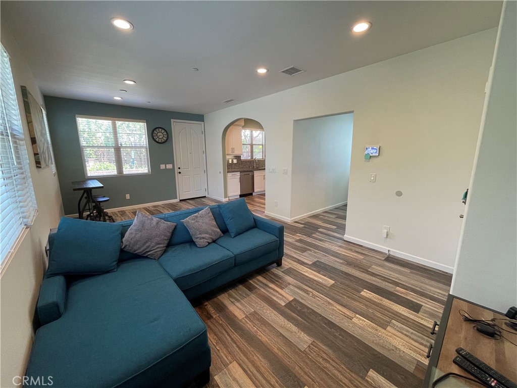 928 Heritage Court