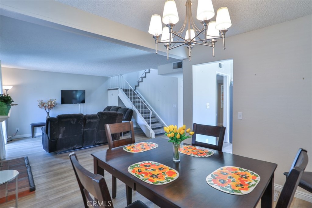 137 Oak Forest Circle