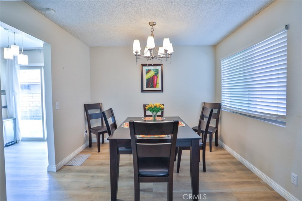 137 Oak Forest Circle