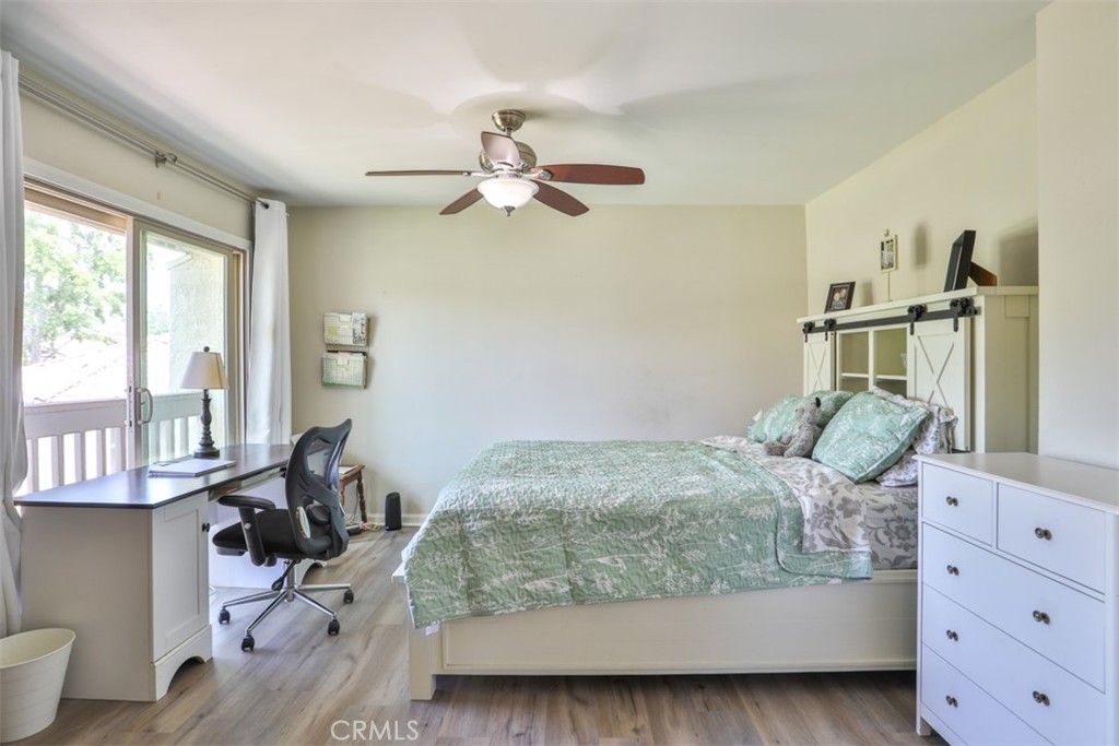 137 Oak Forest Circle