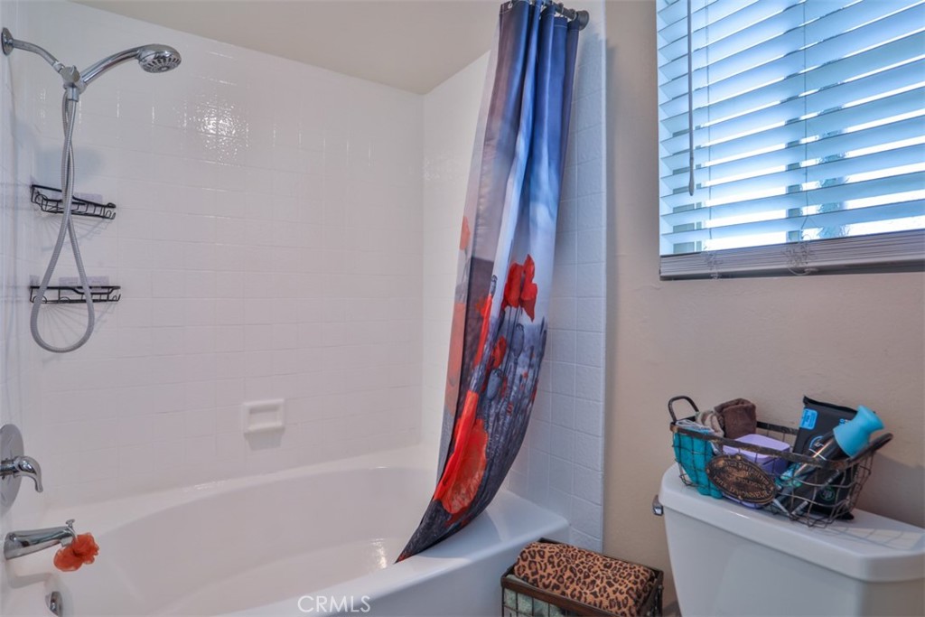 137 Oak Forest Circle