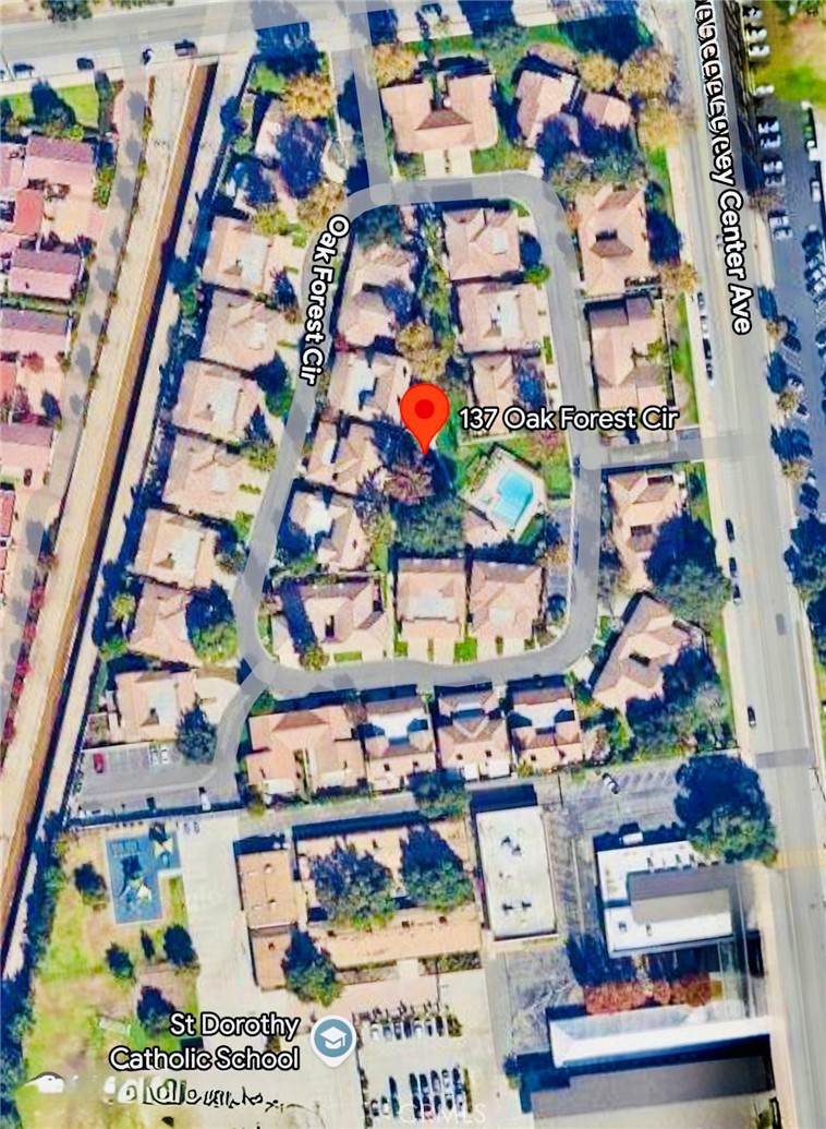 137 Oak Forest Circle