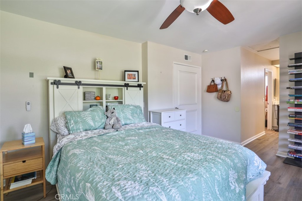 137 Oak Forest Circle