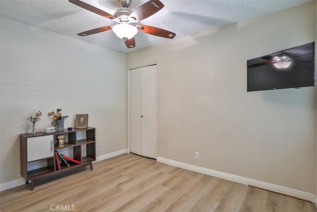 137 Oak Forest Circle