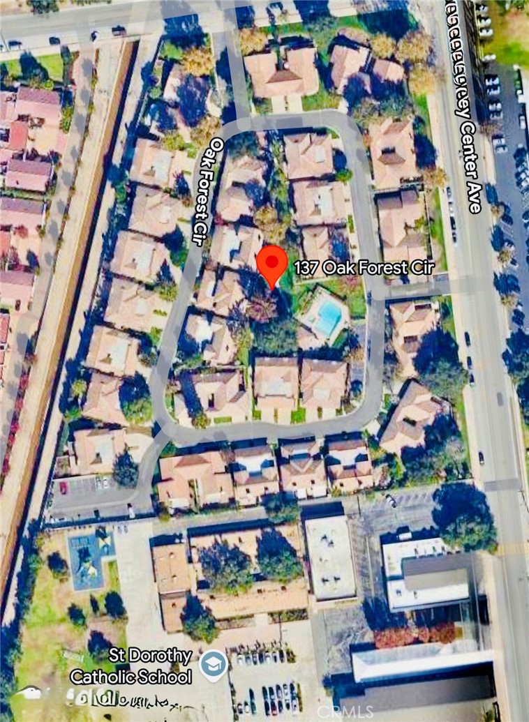 137 Oak Forest Circle