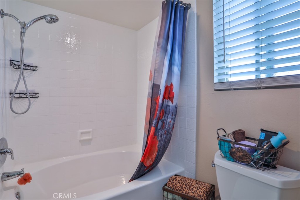 137 Oak Forest Circle