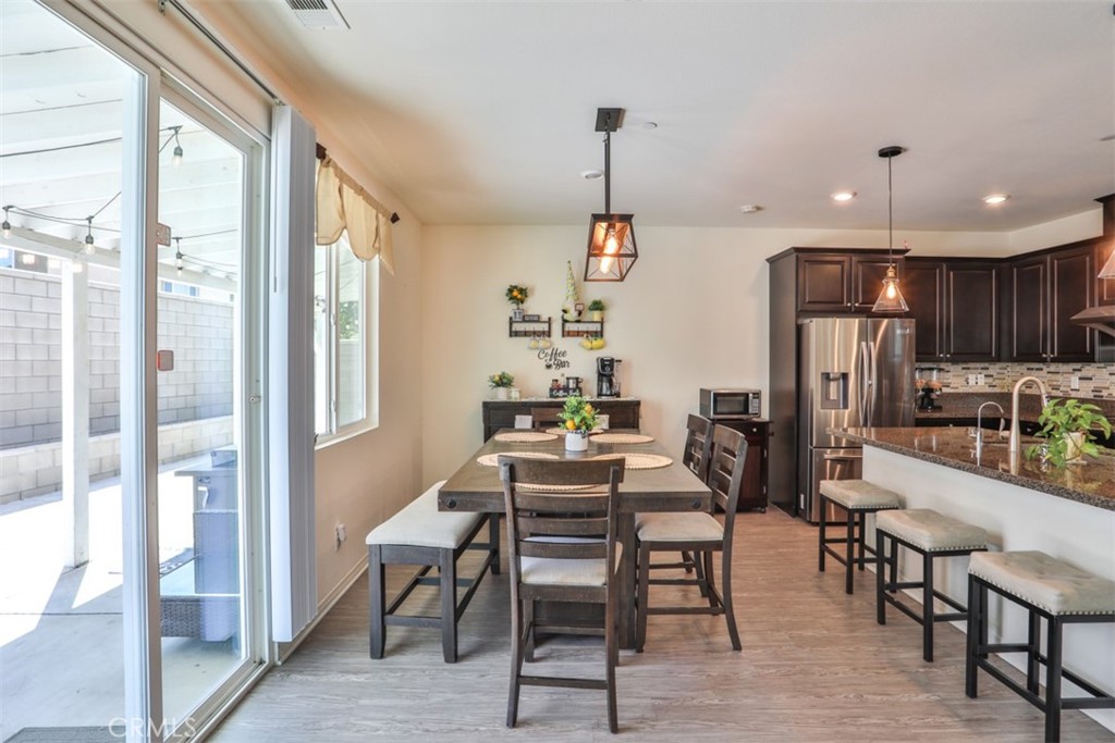 6886 Cache Way