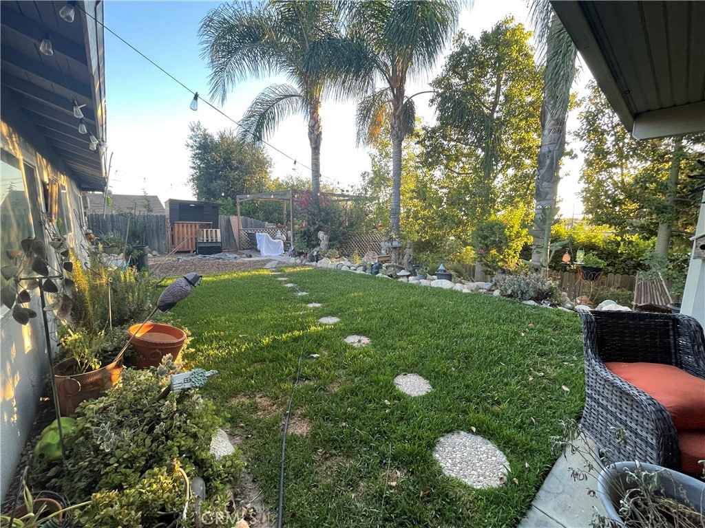 1221 Grove Avenue