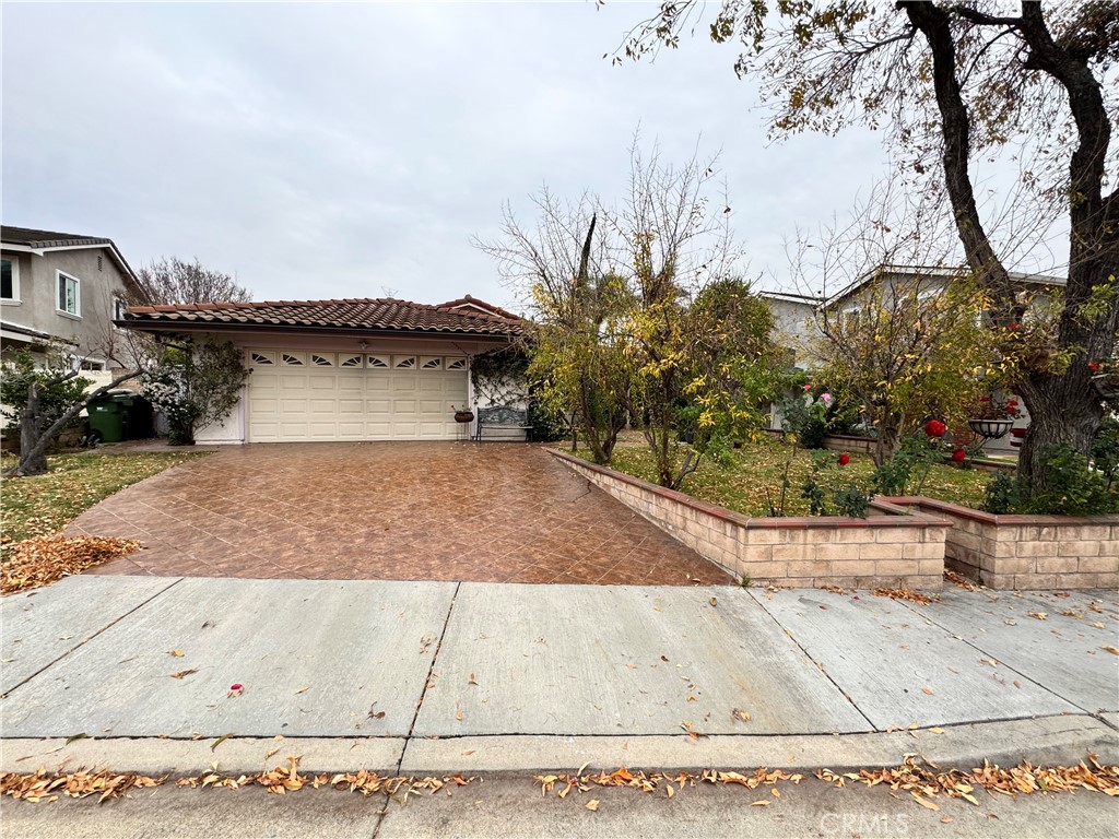 2142 Iron Club Drive