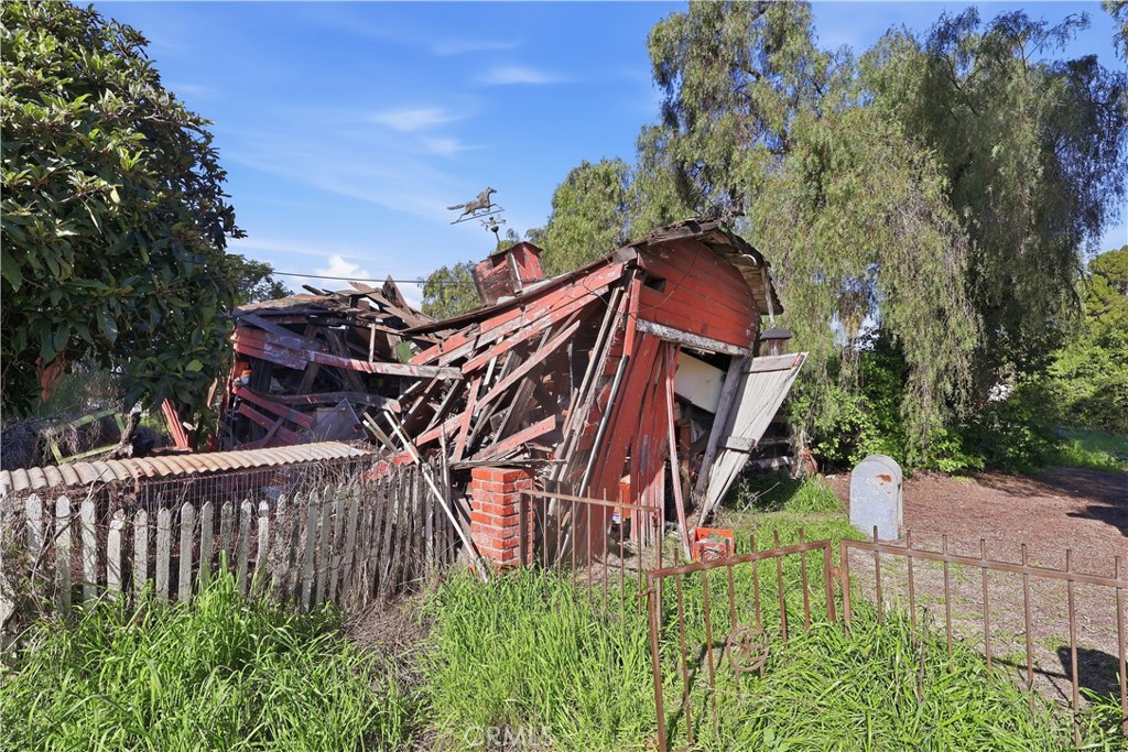 601 Camino De Gloria