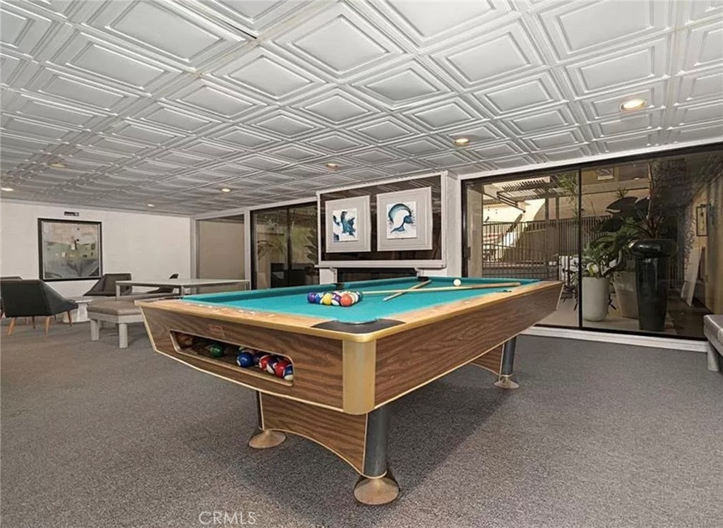 750 N Kings Road 325