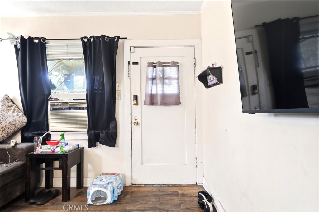 478 N Campus