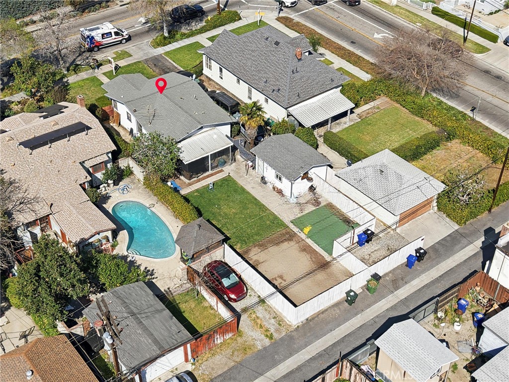 478 N Campus