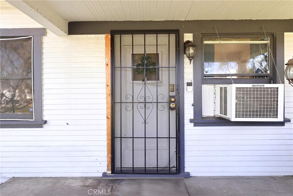 478 N Campus