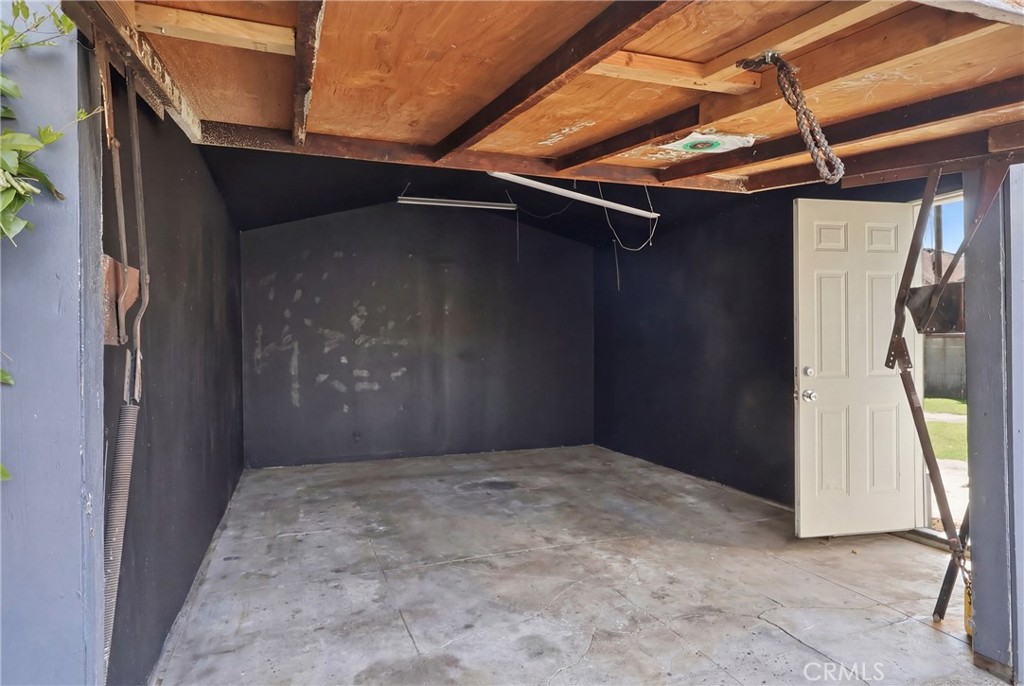 478 N Campus