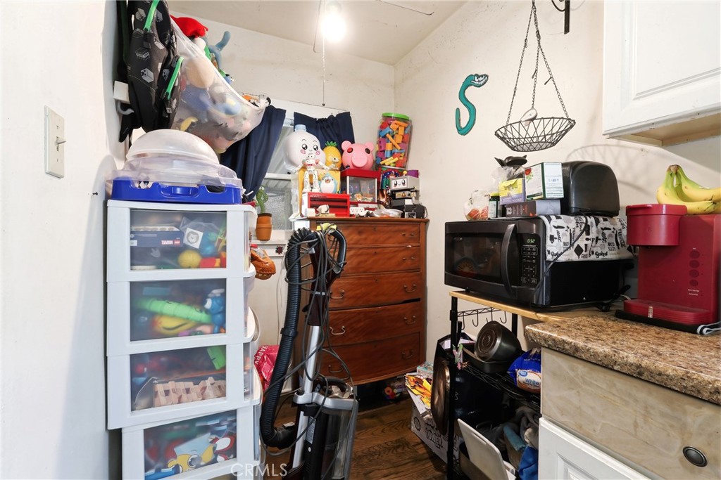 478 N Campus