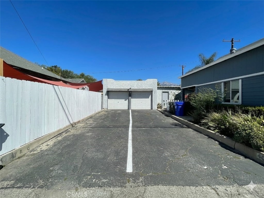404 N 9th