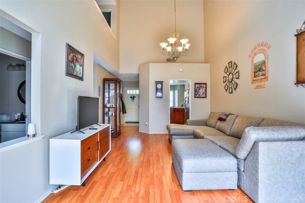 7331 Belpine 30