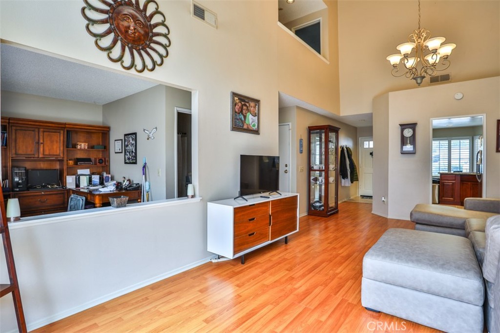 7331 Belpine 30