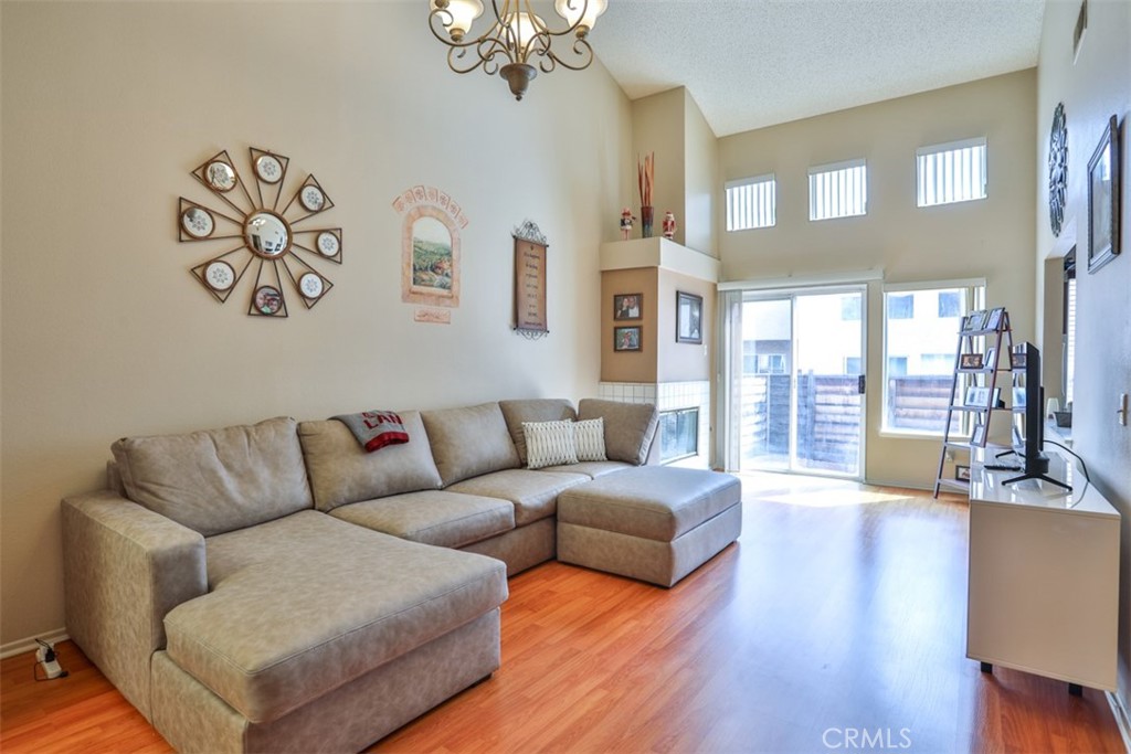 7331 Belpine 30