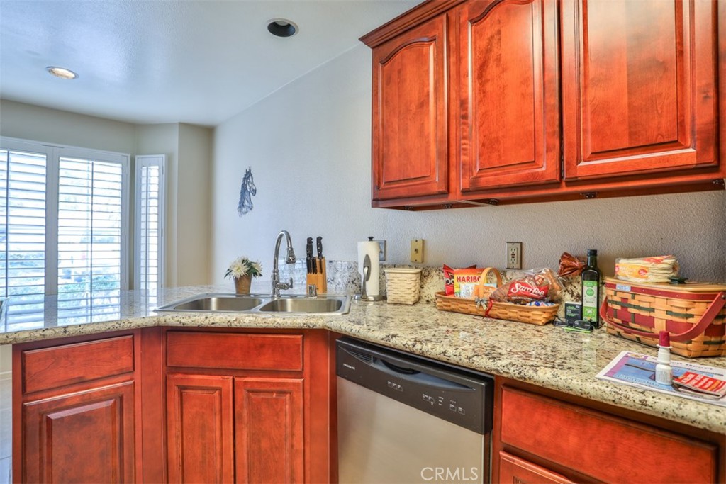 7331 Belpine 30