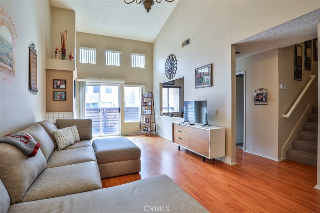 7331 Belpine 30