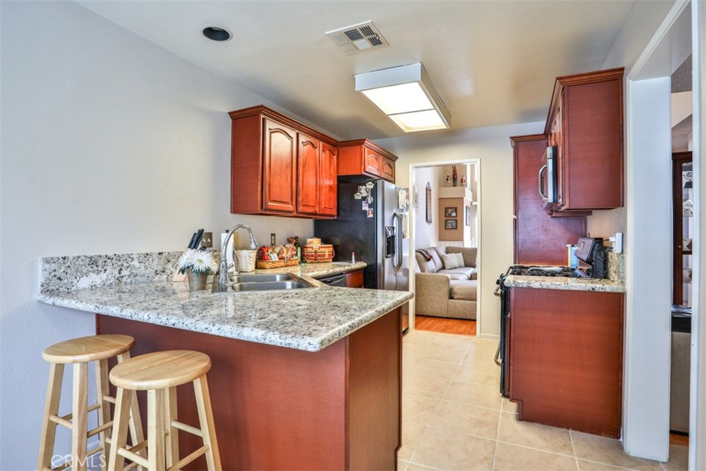 7331 Belpine 30