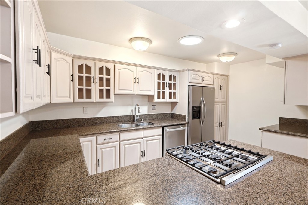 524 E Ghent
