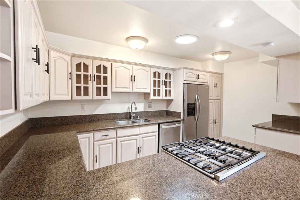 524 E Ghent