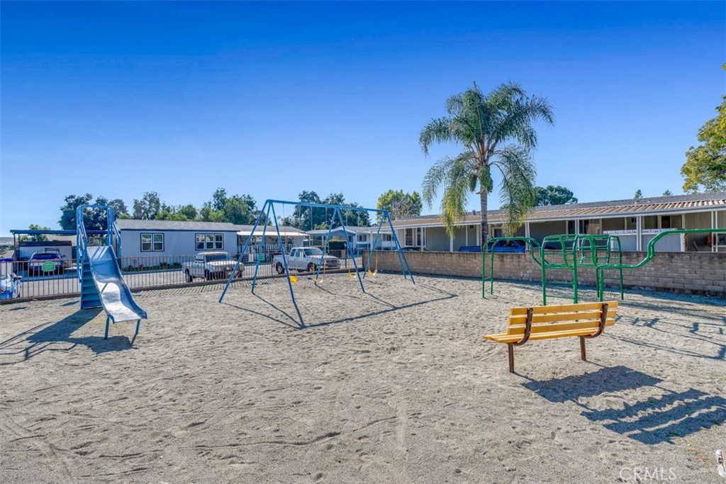 929 E Foothill Boulevard 52