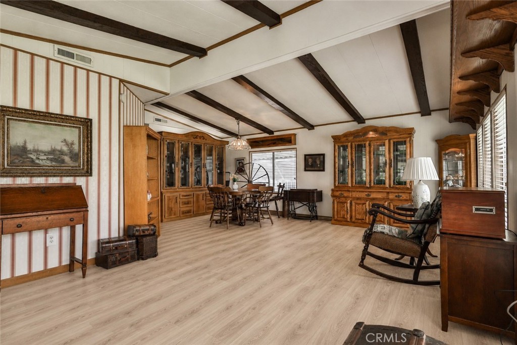929 E Foothill Boulevard 52