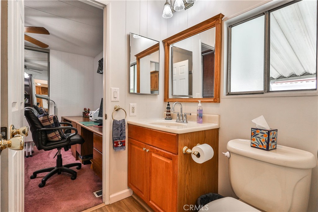 929 E Foothill Boulevard 52