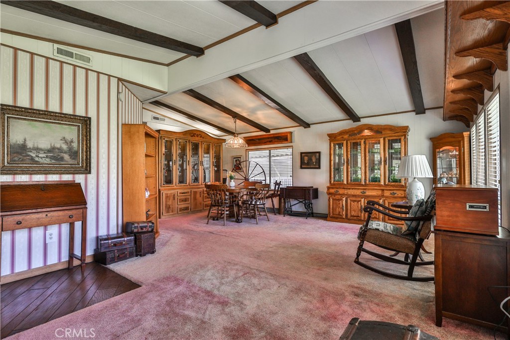 929 E Foothill Boulevard 52