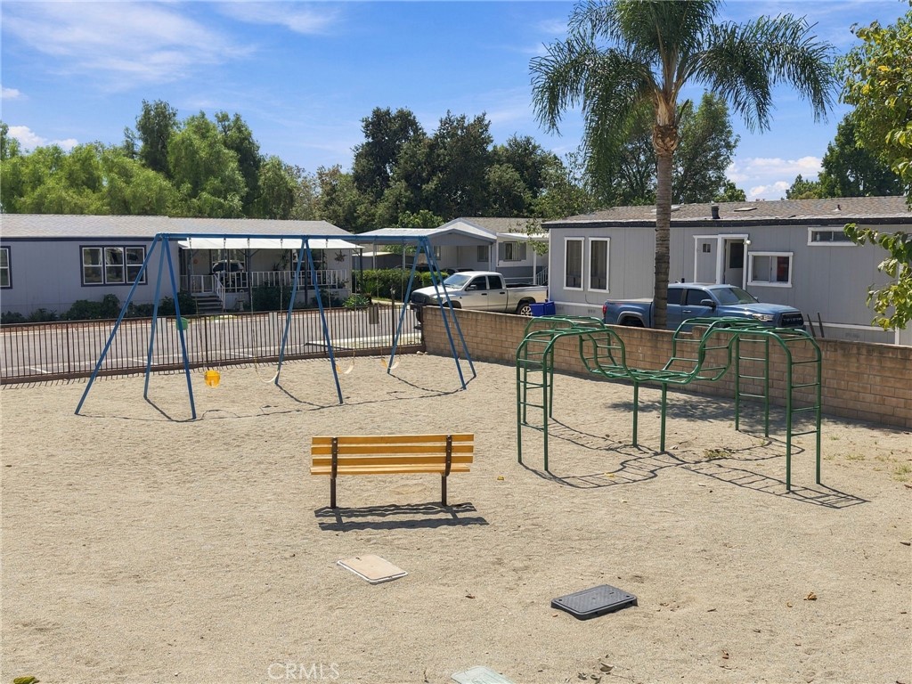 929 E Foothill Boulevard 52