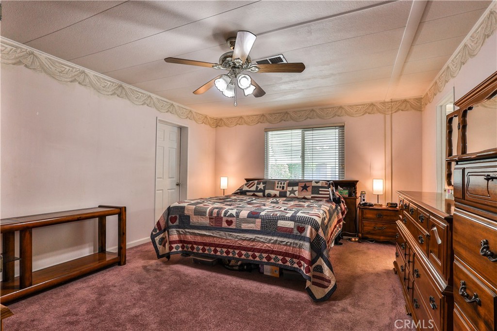 929 E Foothill Boulevard 52