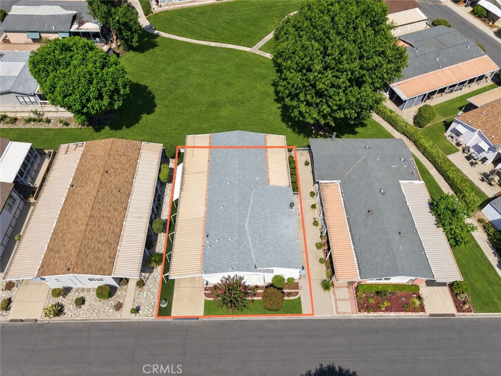 929 E Foothill Boulevard 52