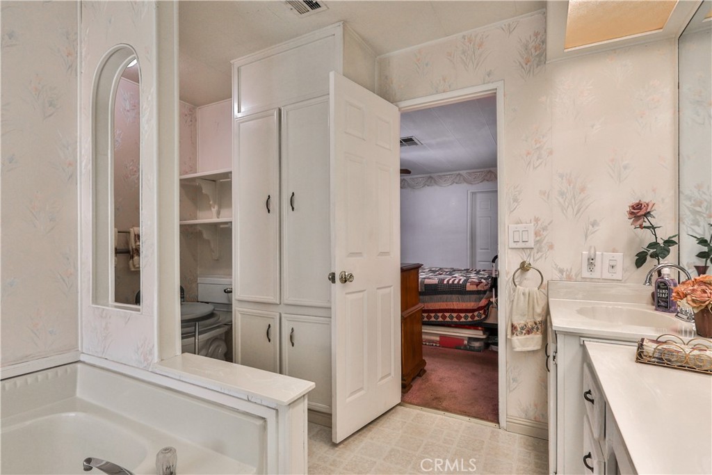929 E Foothill Boulevard 52