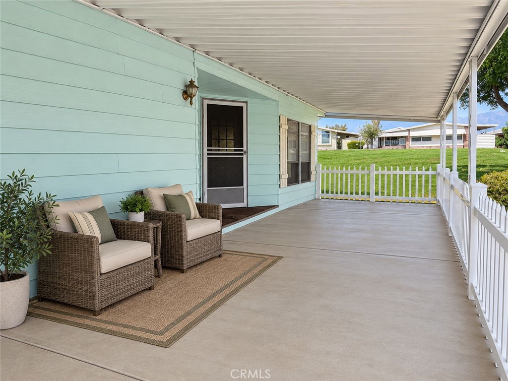 929 E Foothill Boulevard 52
