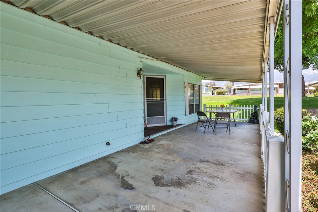 929 E Foothill Boulevard 52