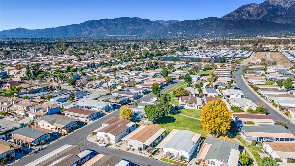 929 E Foothill Boulevard 52