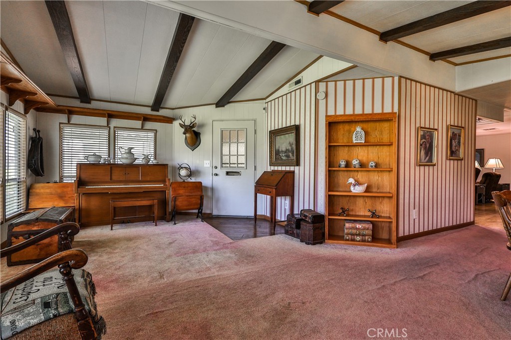929 E Foothill Boulevard 52